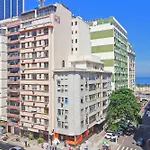 Studio vista mar para 4 pessoas em Copacabana