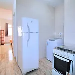 Studio Na Quadra Da Praia, Estacao De Metro 5Min Andando, Mercados E Comercios Proximos