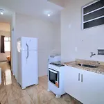 Studio Na Quadra Da Praia, Estacao De Metro 5Min Andando, Mercados E Comercios Proximos