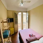 Small Simple Single Suite 305