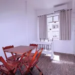 Sala Quarto C/ 2 Banheiros Para 4 Pessoas