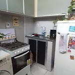 Casa Simples E Bem Localizada No Coracao Do Rio! Proximo Ao Metro Praca Onze!