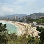 Quarto Compartilhado Em Del Castilho