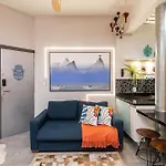 Omar do Rio: Moderno e Elegante Qto. e Sala a 250m da Praia de Ipanema, c/ Internet 350mbps, Alexa e Smart TV (TXM 77/102)