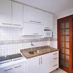 Apartamento confortável e econômico de 3 quartos para 8 pessoas em Copa