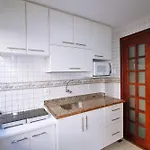 Apartamento confortável e econômico de 3 quartos para 8 pessoas em Copa