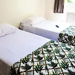 Caja Manga Bed & Breakfast