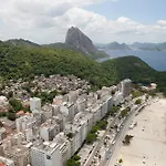 Apartamento No Leme