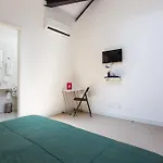 Zen Rooms Mena Barreto