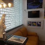 Apto Copacabana com 2 Suítes