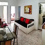 Lindo e Barato, Av Copacabana 479/301