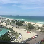 Flat na Barra - Vista para o Mar