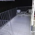 Apartamento Com Varanda Em Copacabana