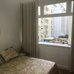 A 30 Metros Da Praia De Copacabana