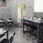 Apartamento Com Servicos Proximo As Praias De Ipanema E Copacabana