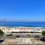 Studio Com Vista Total Da Praia Tc601