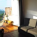 Casa 48 Guesthouse