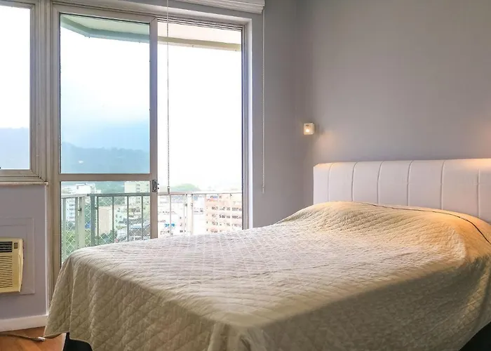Charmoso Apartamento No Leblon