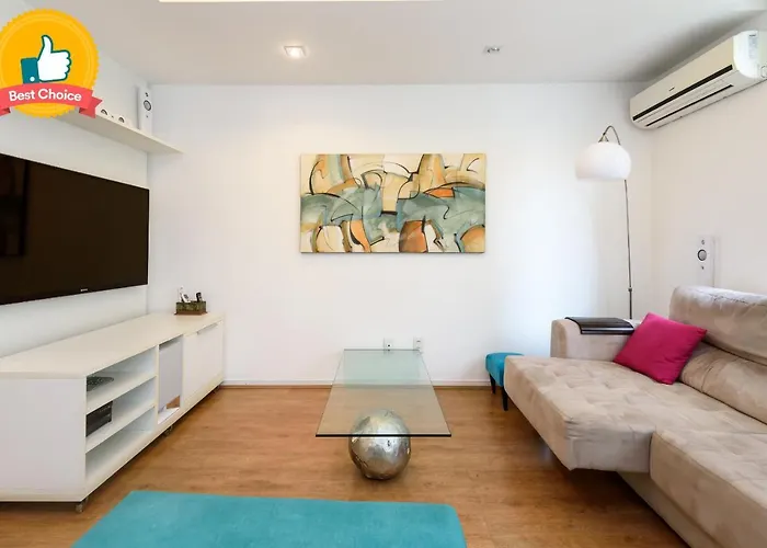 Pineapples BC706 - Excelente localização, conforto e silêncio