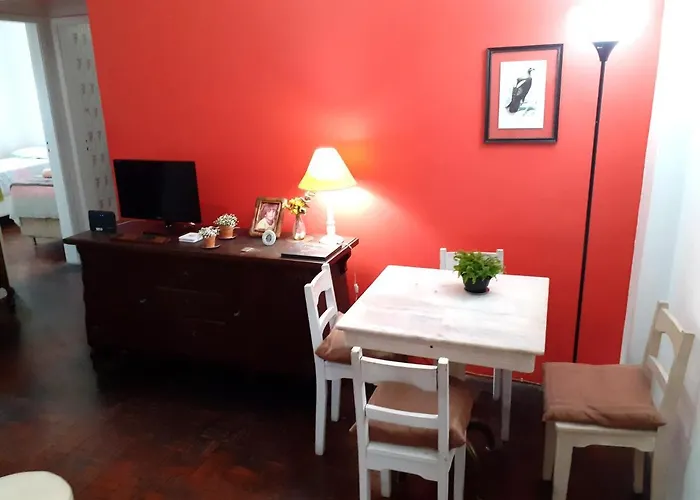 Lindo Quarto Na Praia De Botafogo