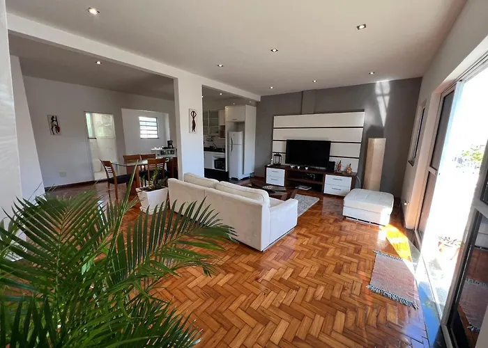 Large Penthouse Arpoador