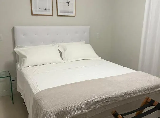 Melhor localização Leblon, apartamento reformado