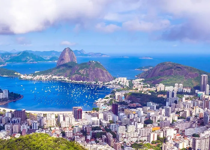 Rua Bolivar, nº 154, Copacabana - Pertinho da Praia mais famosa do mundo - Excelente Custo benefício para Finais de semana, feriados, Réveillon 2022, Carnaval 2023