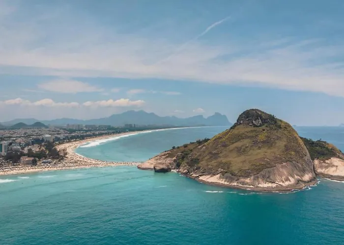 Longboard Paradise Suites