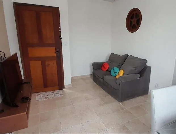 Casa Compartilhada Com 2 Quartos Privativos E Vista Para O Cristo - Acesso Por Escadas