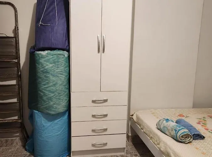 Conjugado Bem Localizado Em Copacabana