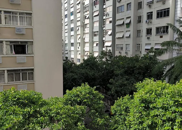 Studio 156, ótima localização, 150 metros do mar