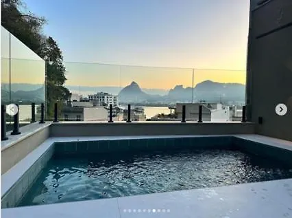 Cobertura Lagoa Vista Deslumbrante