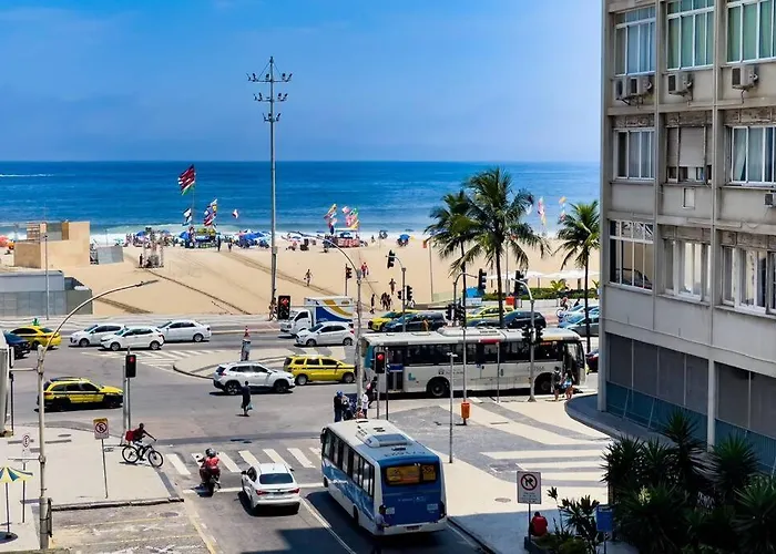 Apartamento Em Copacabana Quadra Da Praia