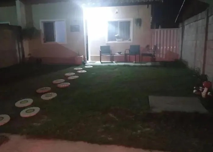 Casa Com Piscina Em Condominio