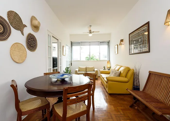 2 Quartos Em Copacabana Com Garagem | Bc 473/704