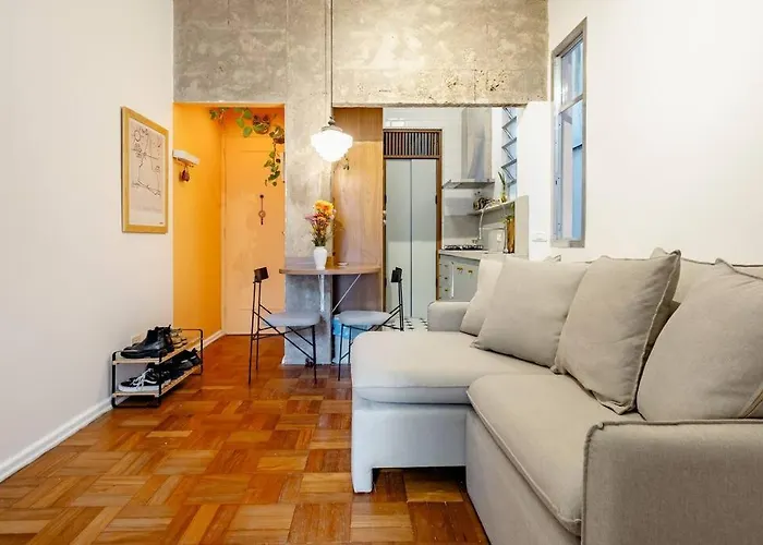 Casa Charmosa Em Ipanema Na Quadra Da Praia!