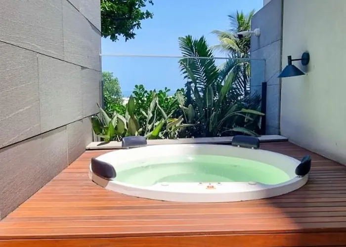 Frente Mar E Jacuzzi Particular