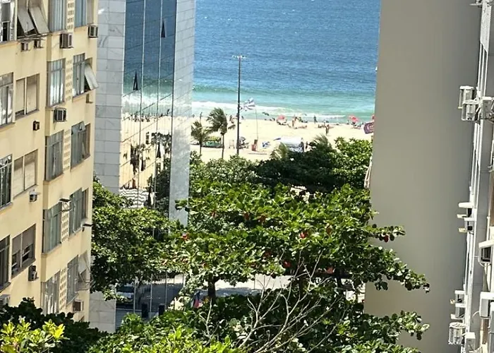 Leme Com Vista Para O Mar