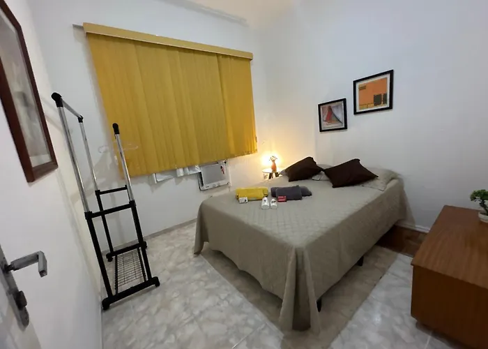 Apartamento Temporada Proximo A Praia De Ipanema!