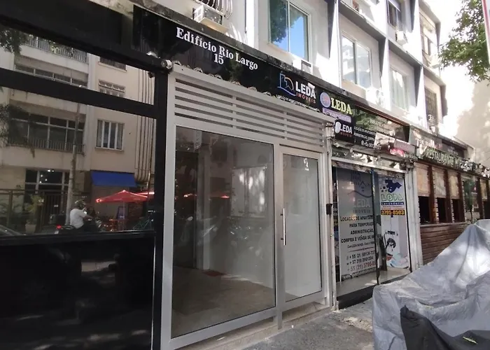 Pineapples MVC205 - Lindo apartamento perfeito para casais próximo a praia de Copacabana