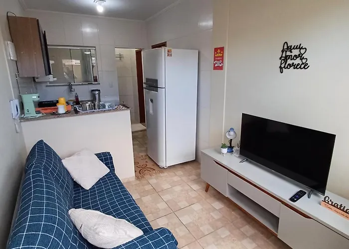 Casa Linda E Confortavel Na Penha Rj Proximo Ao Ciaa Marinha Cefan Advec Casa Do Marinheiro Lespan