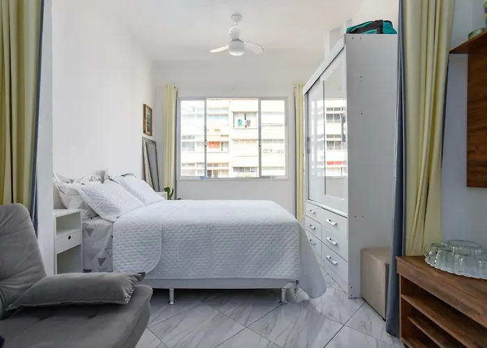 Apartamento Em Copacabana Rj