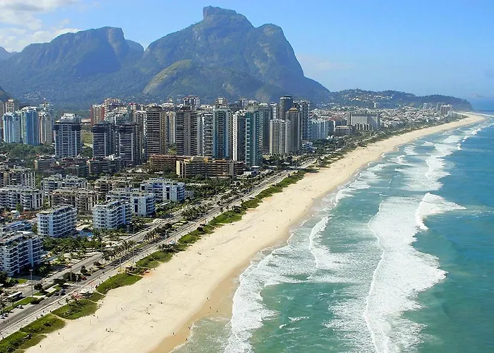 Acesso Praia, Vista Mar, Estacionamento, Cozinha, Conforto