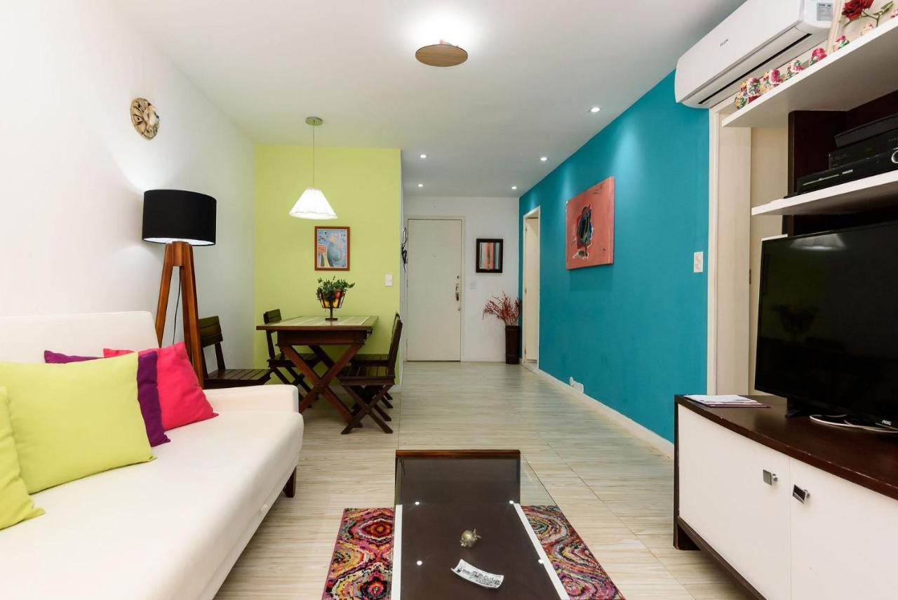 Apartamento Omar Do Rio, Quadra Da De Ipanema Com Garagem A 08 Minutos Do Metrô, Smart Tv&internet 240mbps, Pm 206 Rio de Janeiro