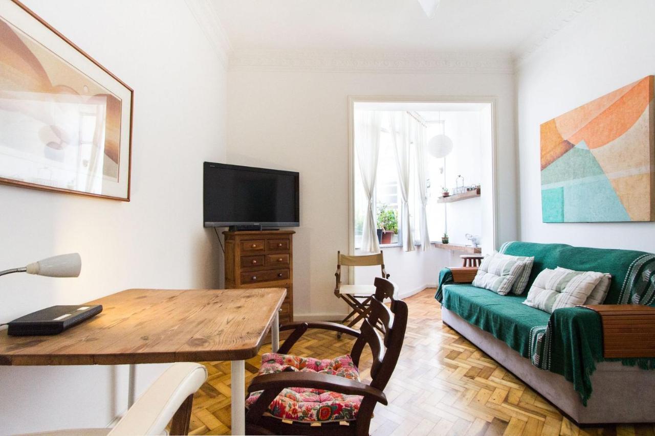 Apartamento Omar Do Rio - Gc 1002 Apartamento 2qtos, Completo Com Garagem, Internet 120mbps, A 150metros Da Praia De Ipanema E Do Metrô, 05 Minutos Da Praia De Copacabana Rio de Janeiro