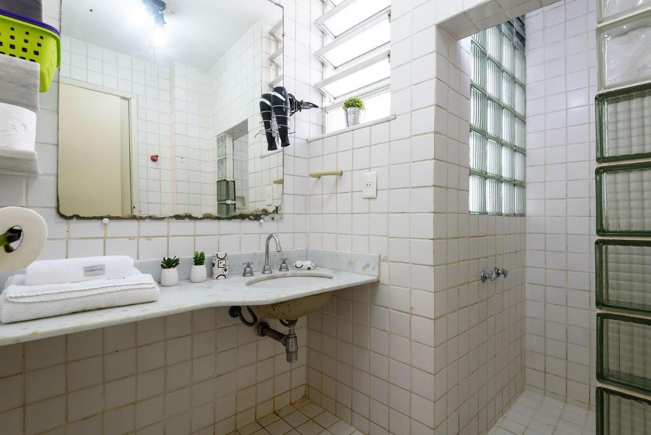 Apartamento Omar Do Rio - Gc 1002 Apartamento 2qtos, Completo Com Garagem, Internet 120mbps, A 150metros Da Praia De Ipanema E Do Metrô, 05 Minutos Da Praia De Copacabana Rio de Janeiro