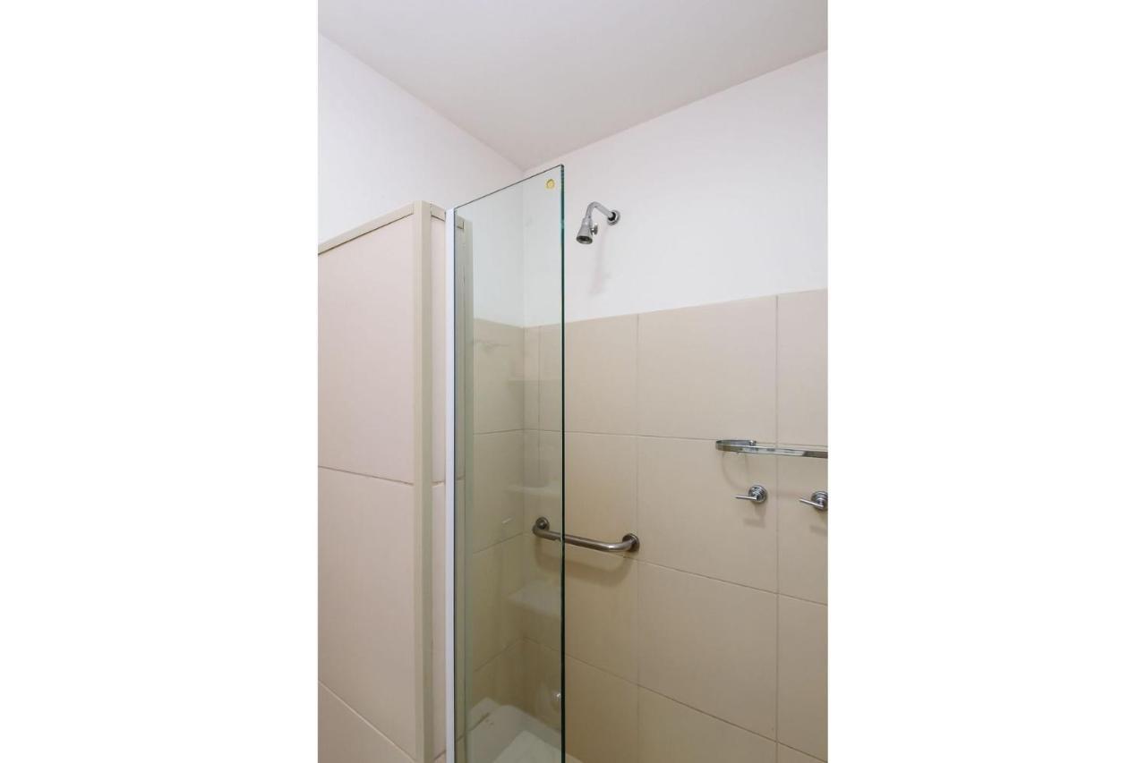 Apartamento Espacoso A 300m Da | Hg 71/904