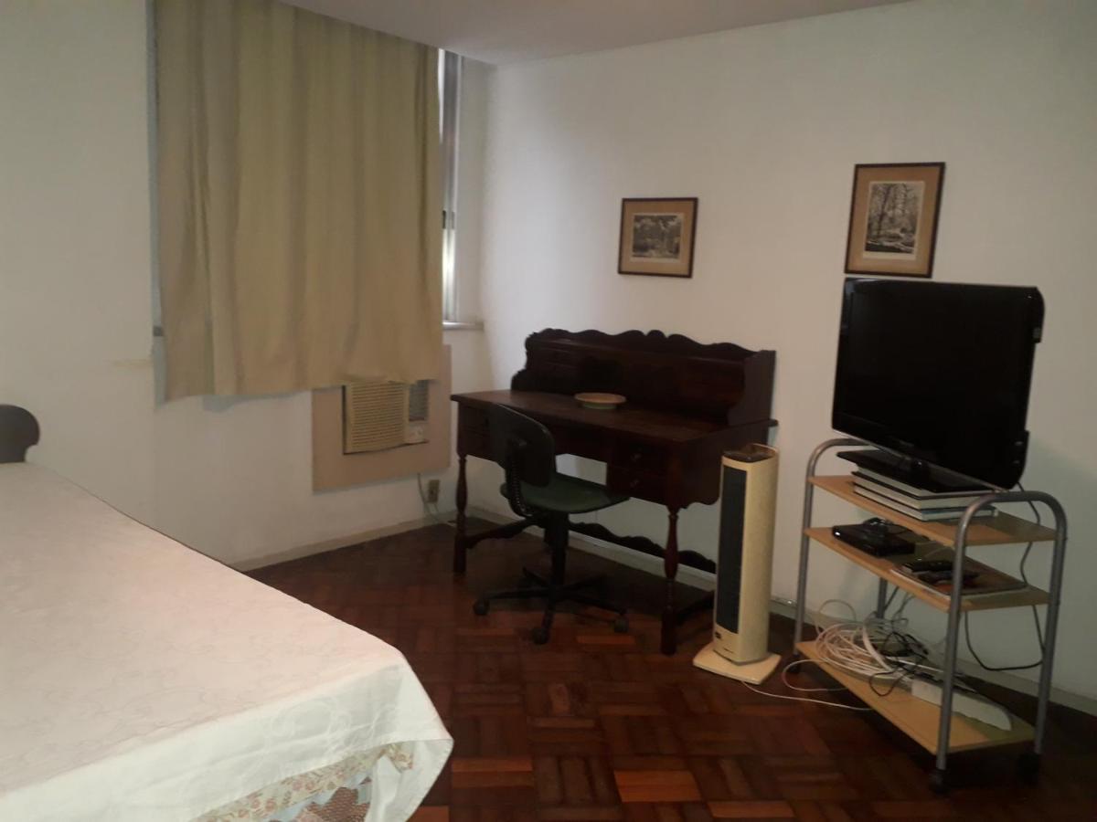 Copacabana Vista Mar Cobertura 2 Andares De Frente Os Fogos Do Reveillon Com 5 Quartos, 5 Ar-condicionados, 6 Banheiros E Garagem Gratuita * Rio de Janeiro