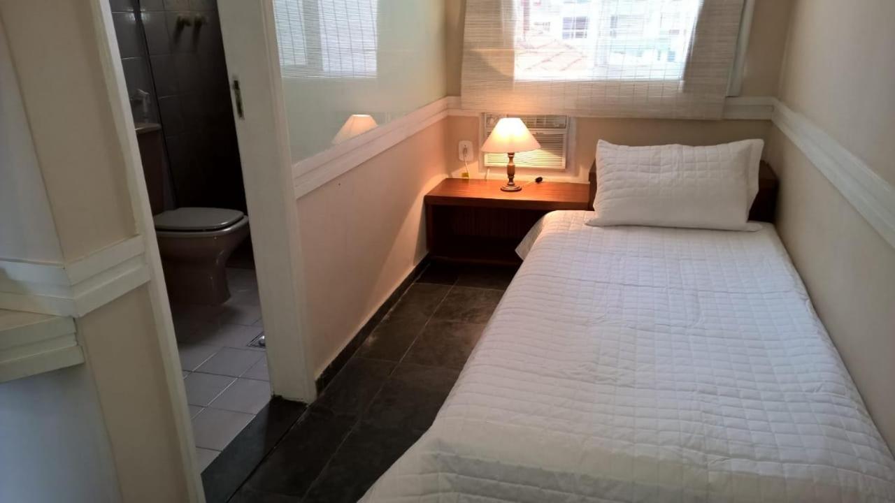 Copacabana Vista Mar Cobertura 2 Andares De Frente Os Fogos Do Reveillon Com 5 Quartos, 5 Ar-condicionados, 6 Banheiros E Garagem Gratuita Apartamento Rio de Janeiro