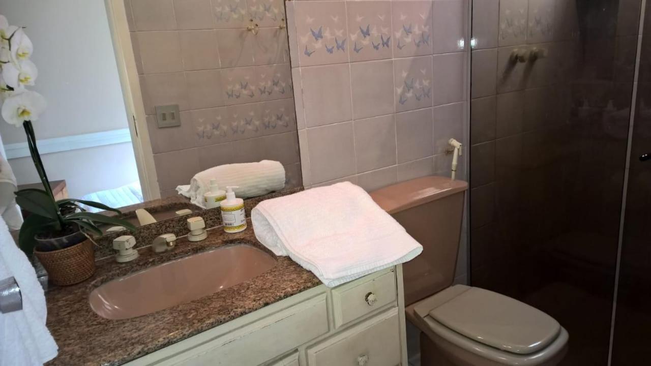 Copacabana Vista Mar Cobertura 2 Andares De Frente Os Fogos Do Reveillon Com 5 Quartos, 5 Ar-condicionados, 6 Banheiros E Garagem Gratuita Apartamento
